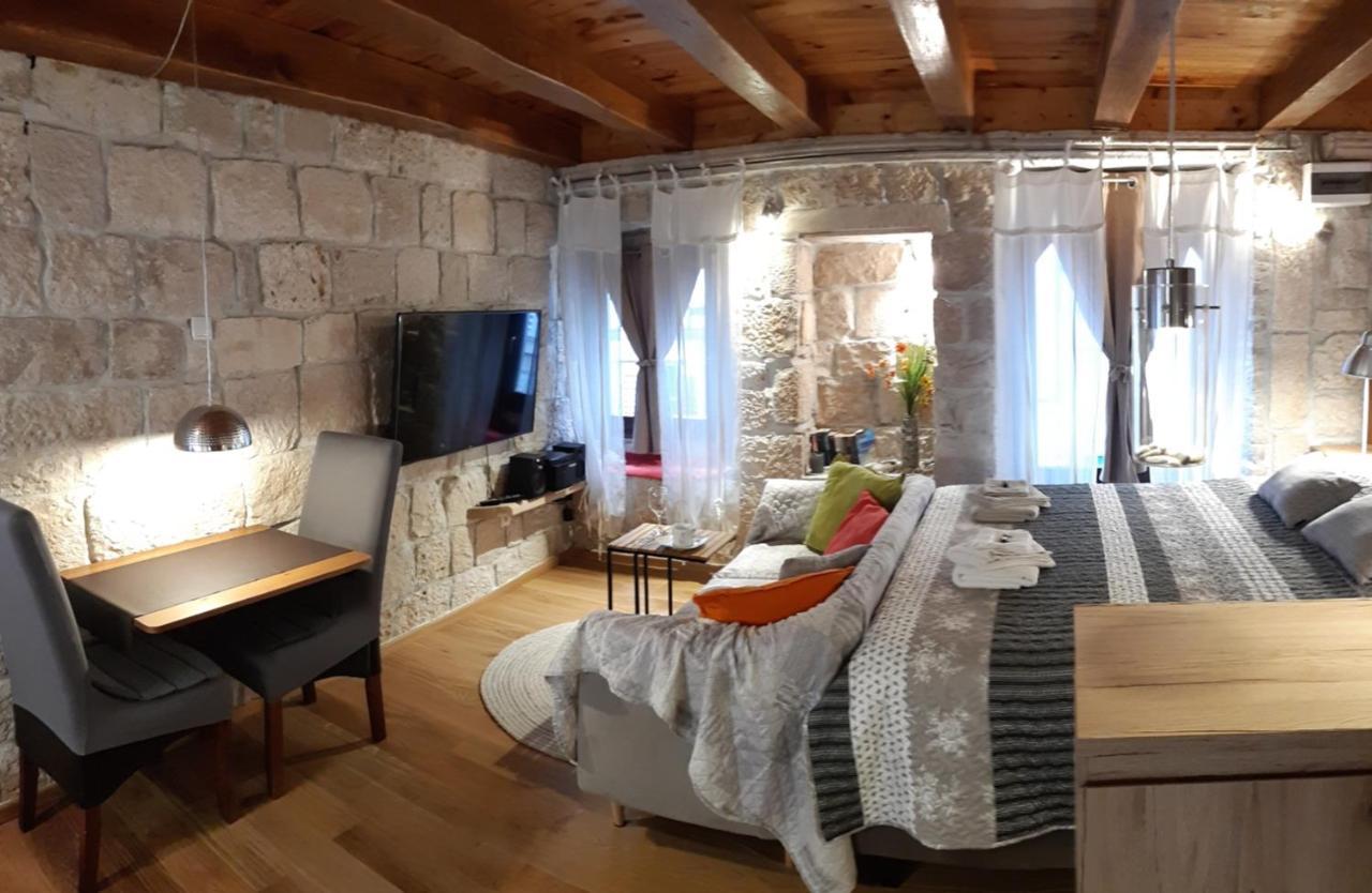 Old Town St. Roko Apartment